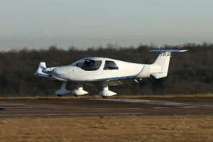 Avion Colibri pilotes volontaires